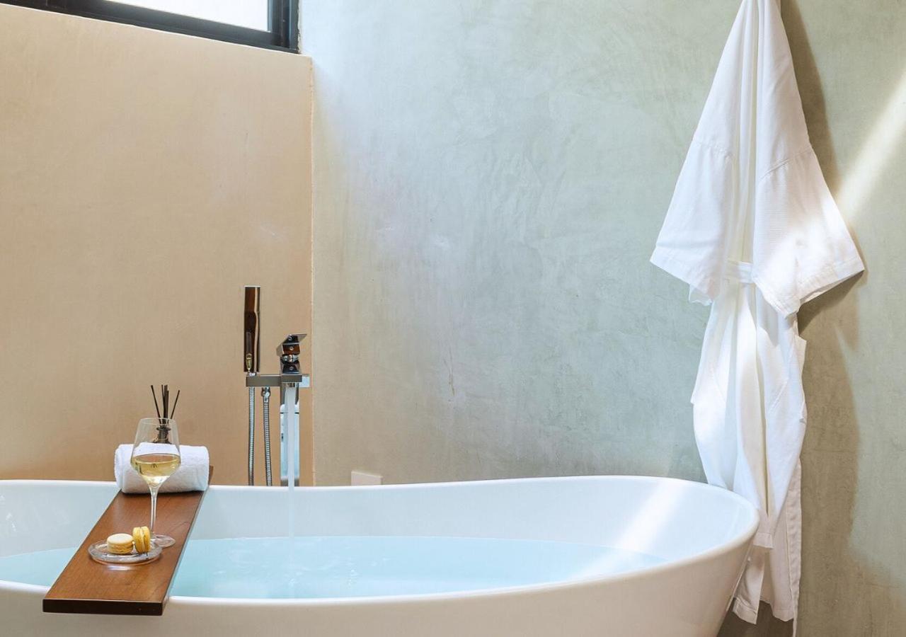 Adoro Hotel Boutique (Adults Only) Мерида Экстерьер фото